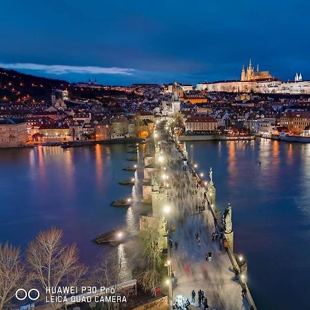 H+ Apartman Letiste Praha Apartment Ngoại thất bức ảnh
