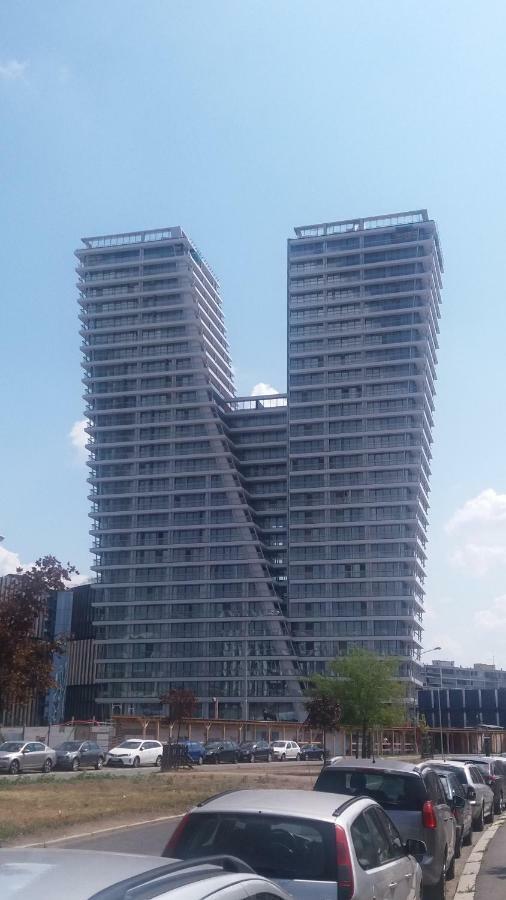 H+ Apartman Letiste Praha Apartment Ngoại thất bức ảnh