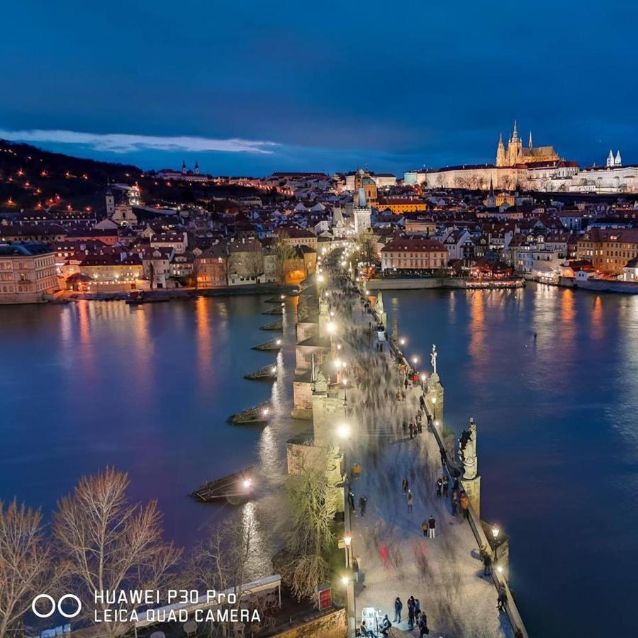 H+ Apartman Letiste Praha Apartment Ngoại thất bức ảnh